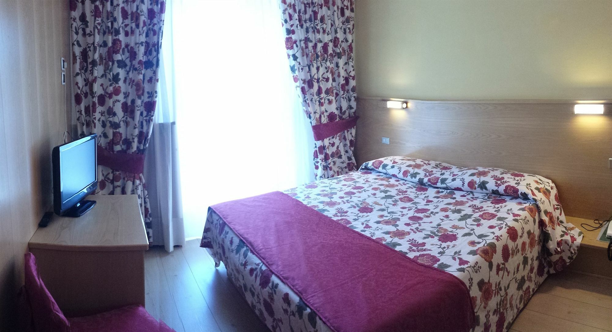 Hotel Corona Pinzolo Exterior foto